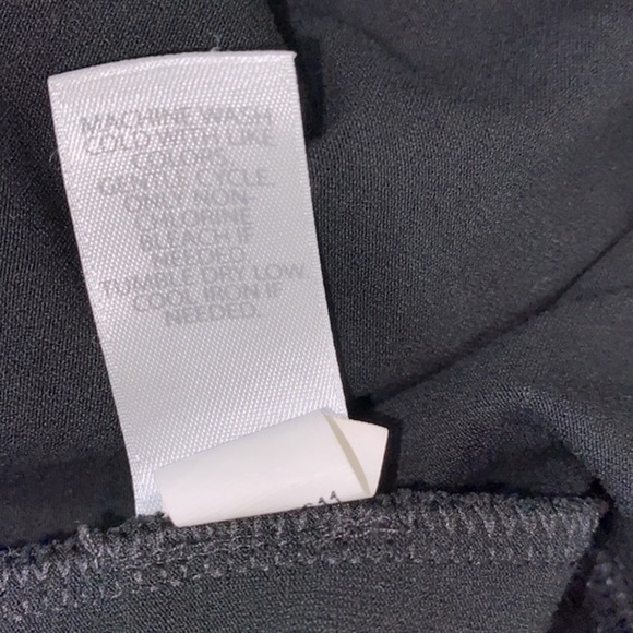 J Jill Wearever collection black dress size medium - Picture 5 of 6